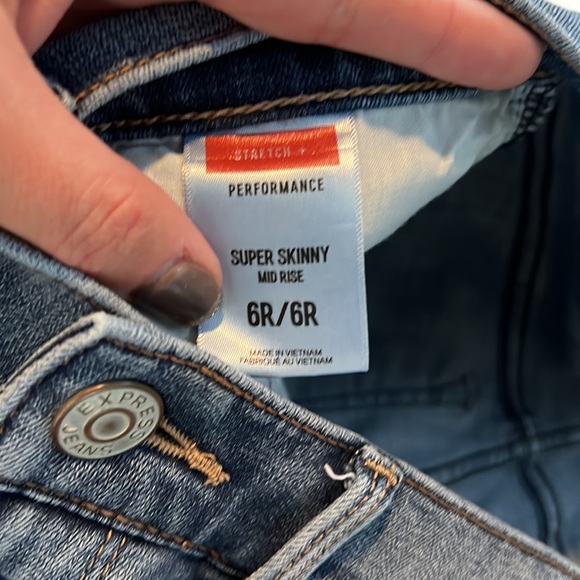 Express Performance Super Skinny Mid Rise Jeans - Picture 2 of 2